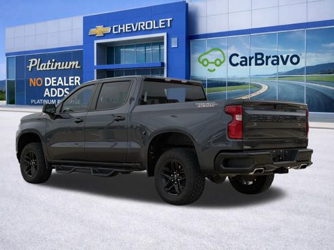 Certified 2021 Chevrolet Silverado 1500 LT Trail Boss w/ LPO, Dark Essentials Package image 5