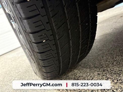 Used 2018 Jeep Grand Cherokee Laredo AWD/4WD image 36