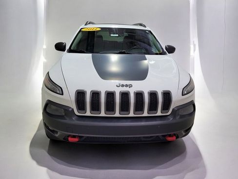 Used 2014 Jeep Cherokee Trailhawk w/ Technology Group image 18