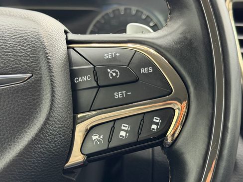 Used 2016 Chrysler 200 C w/ Premium Group image 20