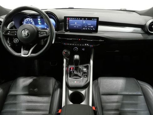 Used 2024 Alfa Romeo Tonale Ti image 11