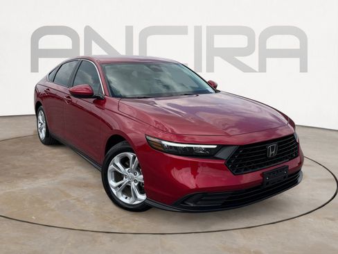 Used 2025 Honda Accord LX image 4