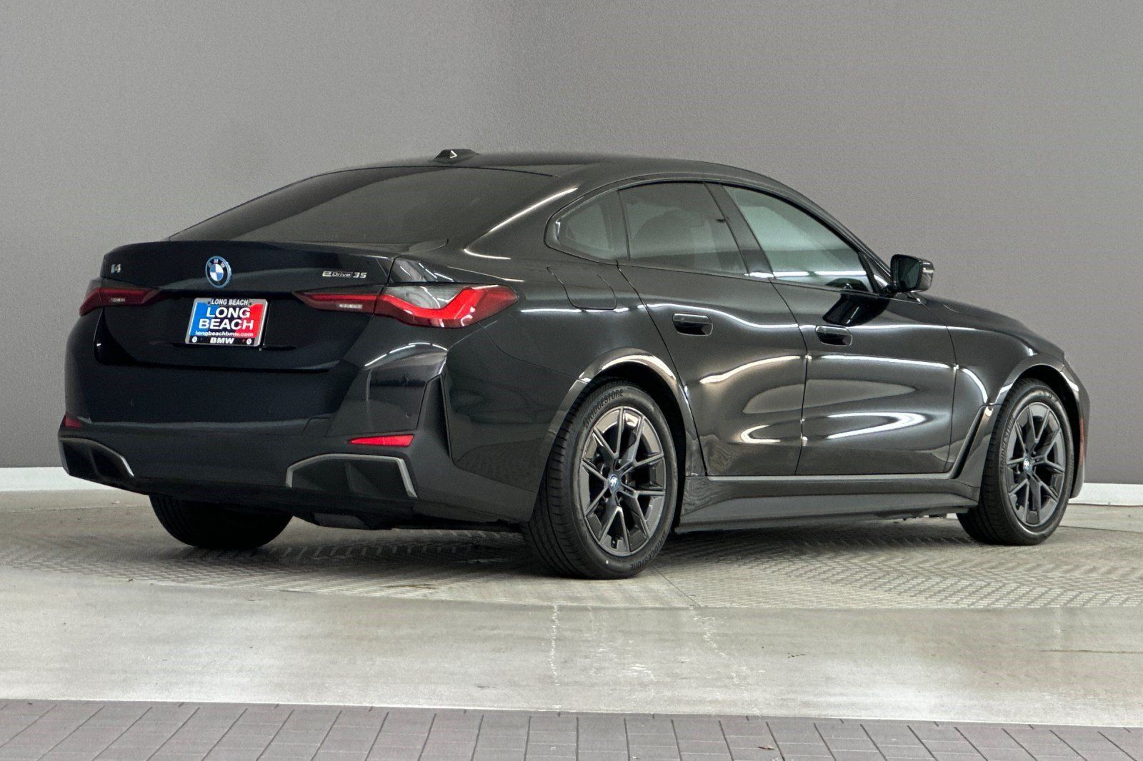 Certified 2023 BMW i4 eDrive35 w/ Premium Package RWD image 8