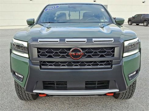 Certified 2025 Nissan Frontier PRO-4X w/ Tow Package image 5