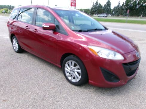 Used 2015 MAZDA MAZDA5 Sport FWD image 2
