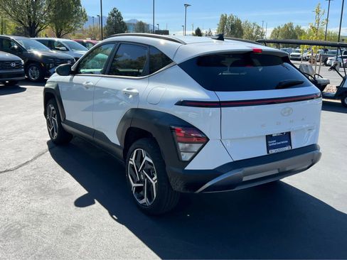 Certified 2026 Hyundai Kona SEL Premium AWD/4WD image 10