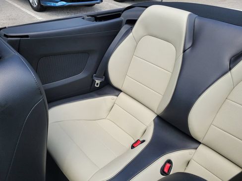 Used 2017 Ford Mustang Premium RWD image 16
