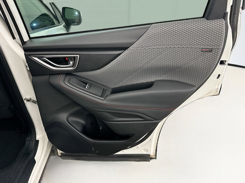 Used 2021 Subaru Forester Sport image 31