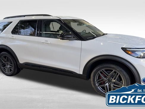 New 2026 Ford Explorer ST w/ Sun And Sound Package image 3