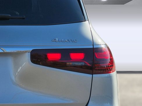 Certified 2026 Mercedes-Benz GLS 450 4MATIC image 12
