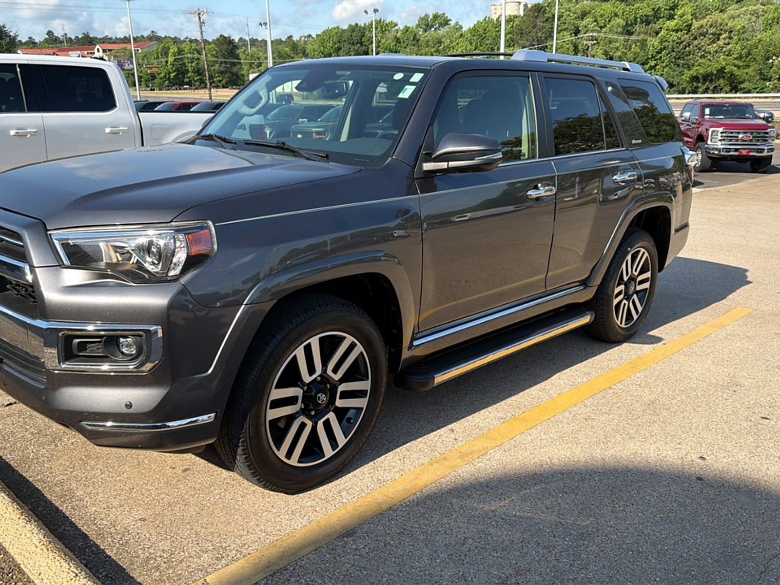 Used 2023 Toyota 4Runner Limited AWD/4WD image 23