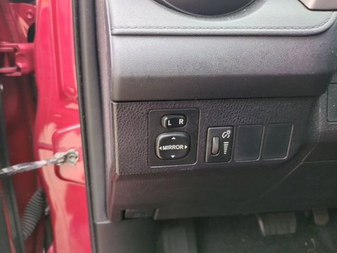 Used 2016 Toyota RAV4 LE image 12