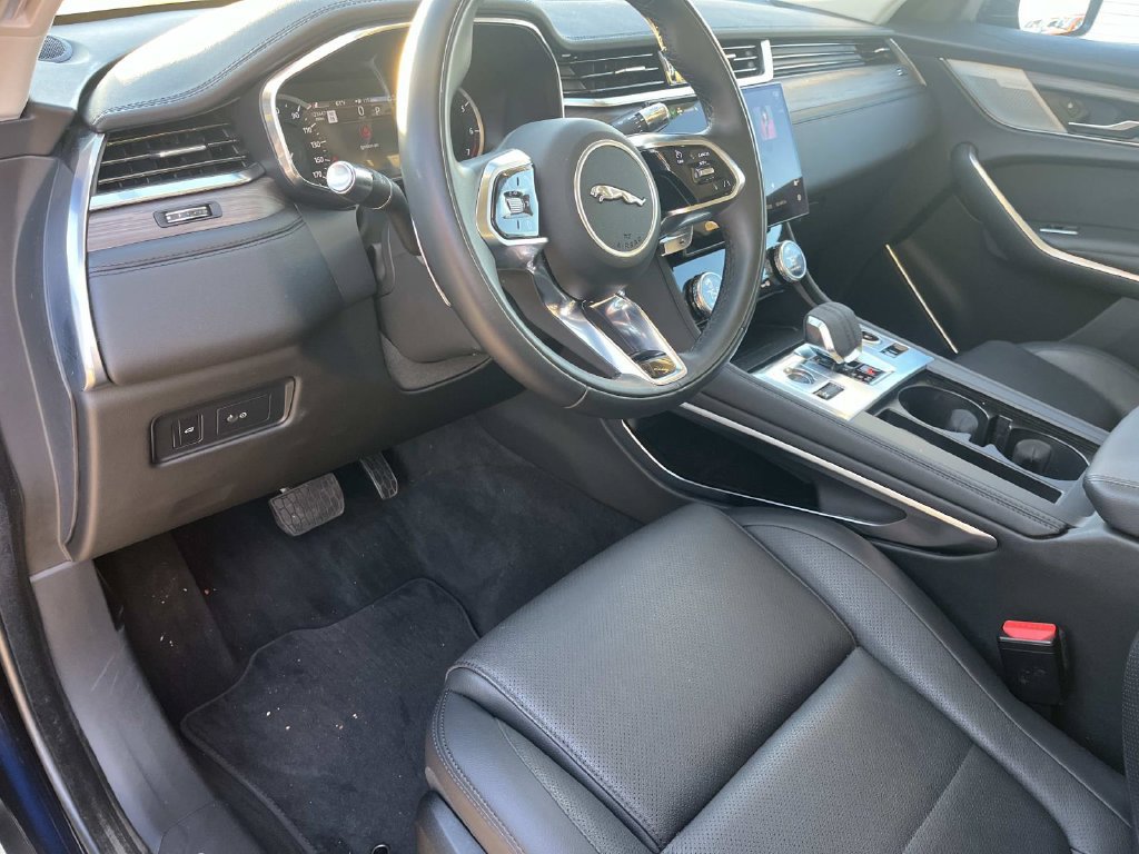 Certified 2022 Jaguar F-PACE S AWD/4WD image 11