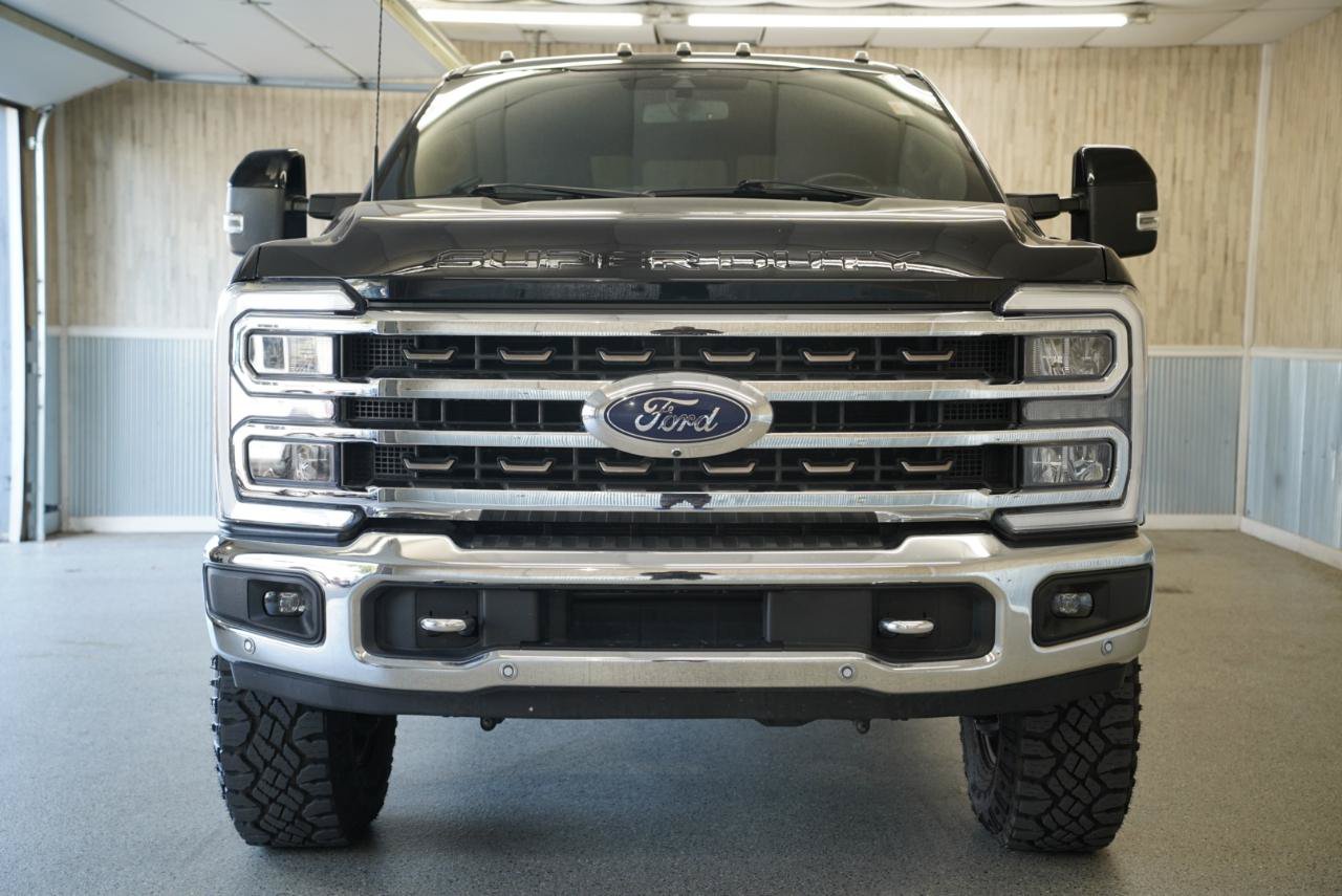 Used 2023 Ford F250 King Ranch w/ Chrome Package AWD/4WD image 2