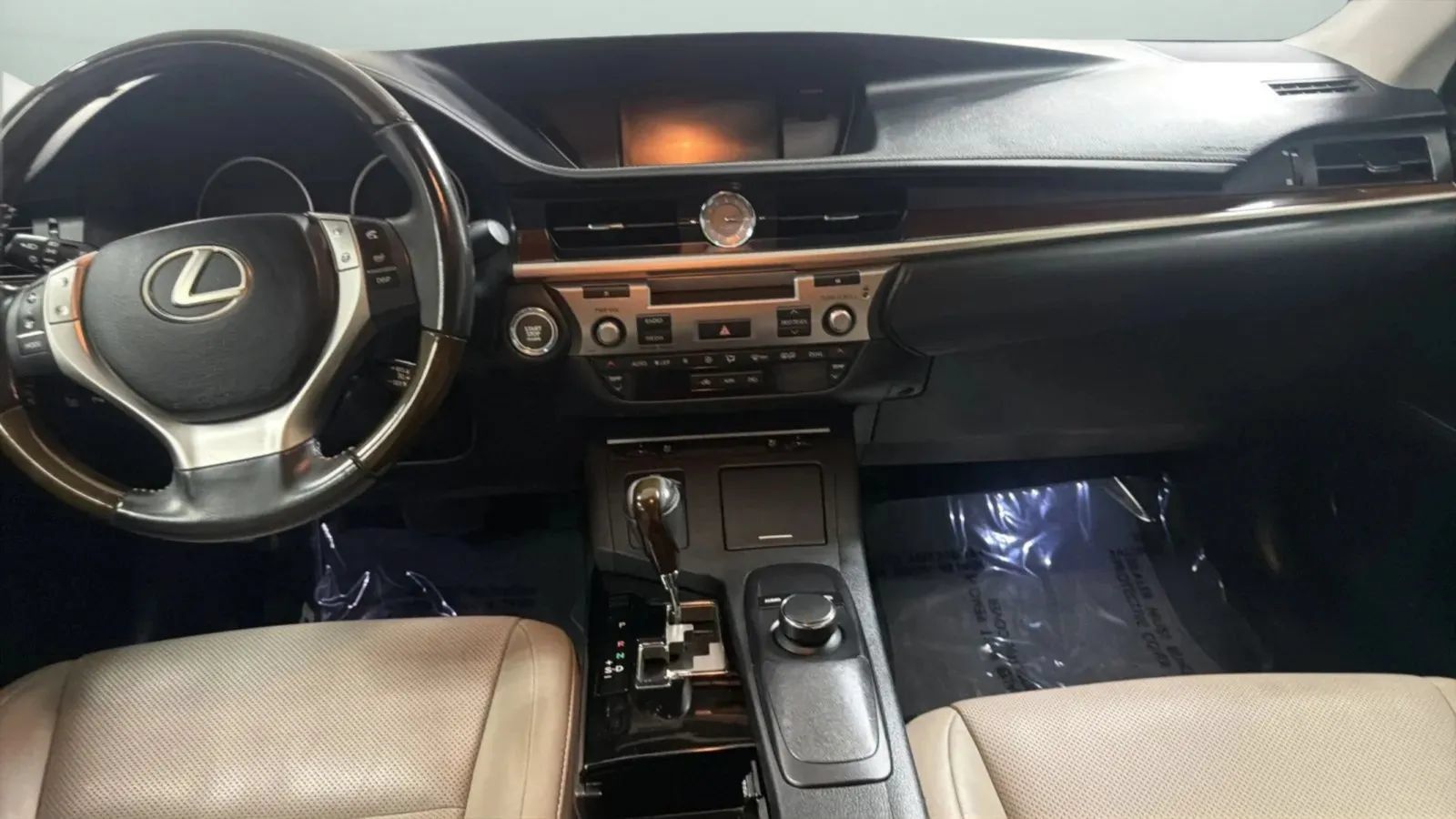 Used 2014 Lexus ES 350 w/ Premium Package FWD image 16