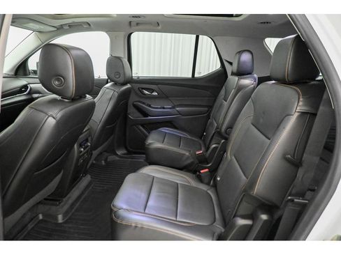 Used 2019 Chevrolet Traverse RS image 12