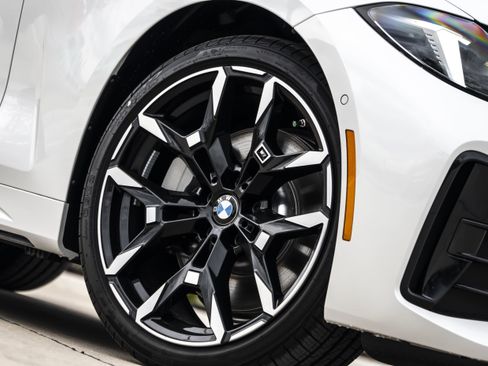 Used 2025 BMW 430i Coupe w/ M Sport Package image 7