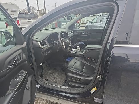 Used 2022 GMC Acadia SLT w/ Technology Package image 7