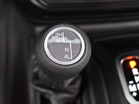 Used 2023 Jeep Wrangler Unlimited Sahara AWD/4WD image 24