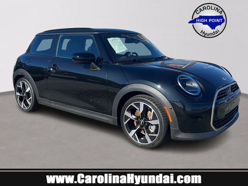 Used 2025 MINI Cooper S image 1