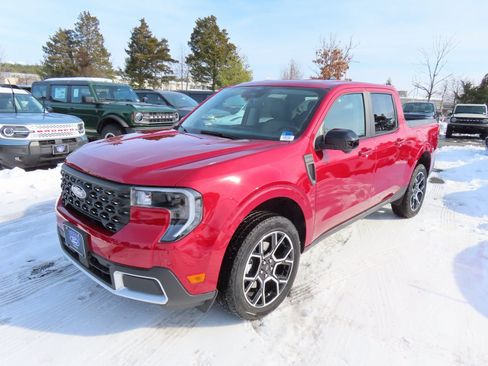 New 2026 Ford Maverick Lariat image 3