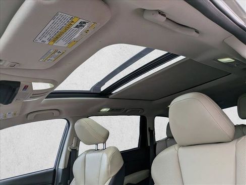Certified 2023 Subaru Ascent Limited w/ Technology Package AWD/4WD image 14