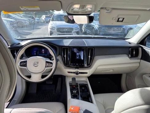 Certified 2023 Volvo XC60 B5 Plus w/ Protection Package Premier image 3