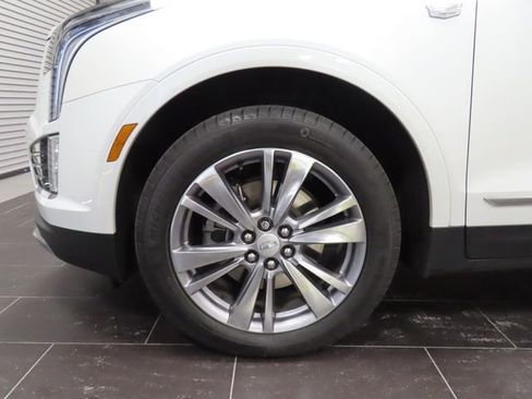 Certified 2024 Cadillac XT5 Premium Luxury FWD image 13