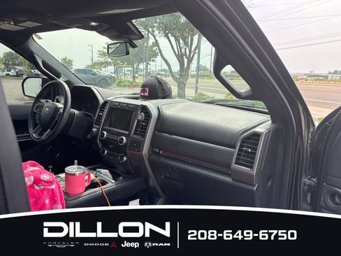 Used 2019 Ford Expedition XLT w/ Equipment Group 202A AWD/4WD image 13