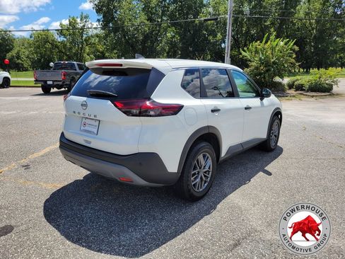 Used 2023 Nissan Rogue S FWD image 6
