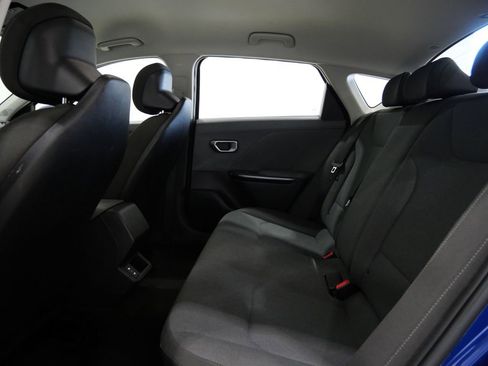 Used 2025 Kia K4 FWD image 23