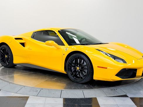 Used 2017 Ferrari 488 Spider RWD image 32
