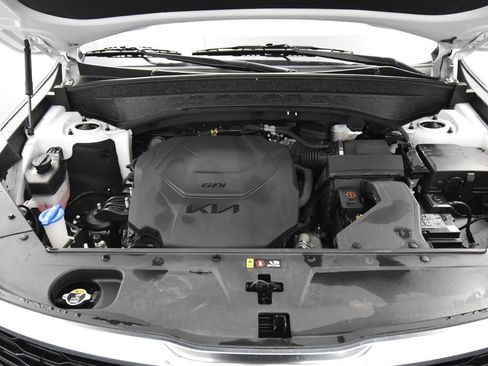 Used 2022 Kia Telluride EX image 19