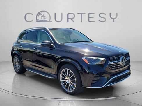 Certified 2026 Mercedes-Benz GLE 450 4MATIC image 2