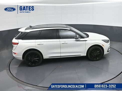 New 2026 Lincoln Corsair Premiere image 49