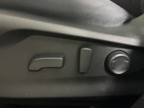 Used 2024 Subaru Forester Premium image 23