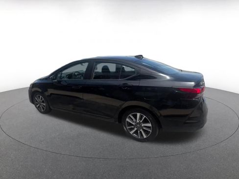 Used 2025 Nissan Versa SV FWD image 11