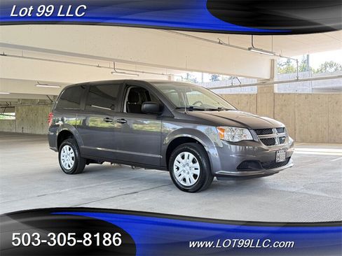 Used 2018 Dodge Grand Caravan SE w/ Power Convenience Group I FWD image 10