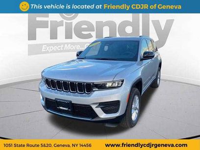 New 2025 Jeep Grand Cherokee Laredo X w/ Luxury Tech Group I
