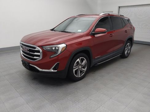 Used 2019 GMC Terrain SLT w/ LPO, 'HIT The Road' Package FWD image 2