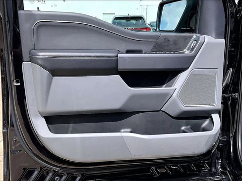 Used 2025 Ford F150 XLT w/ Equipment Group 301A Standard image 22