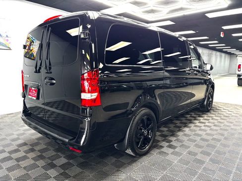Used 2018 Mercedes-Benz Metris Passenger image 14