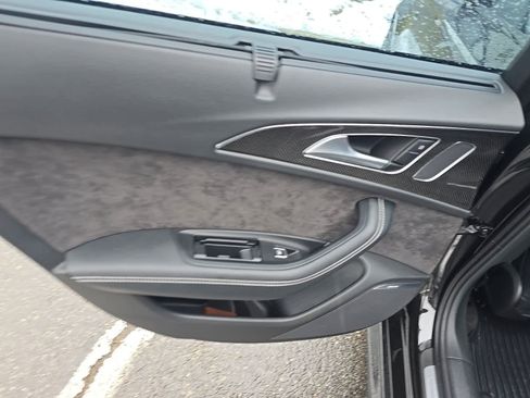 Used 2016 Audi S6 Prestige w/ Prestige Package image 9