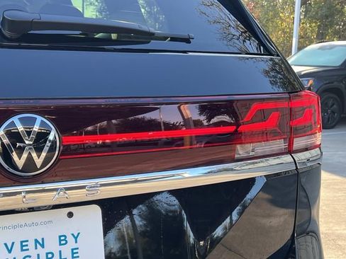 New 2026 Volkswagen Atlas SE FWD image 5