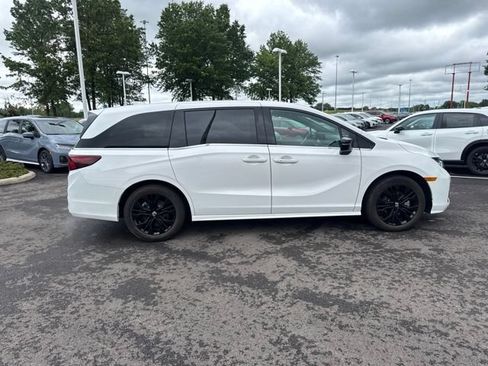 Used 2025 Honda Odyssey Sport-L image 10