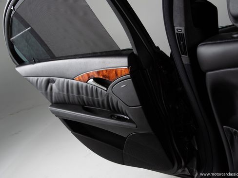 Used 2009 Mercedes-Benz E 63 AMG Sedan image 33