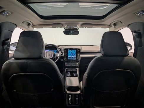 New 2026 Volvo XC40 B5 Plus w/ Protection Package Premier image 29