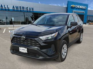 Used 2025 Toyota RAV4 LE FWD video 1