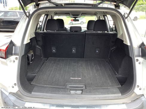 Used 2021 Nissan Rogue SV FWD image 10