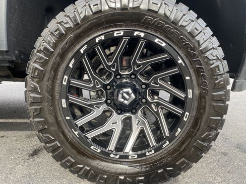 Used 2025 Chevrolet Silverado 2500 LT w/ Trail Boss Package image 49